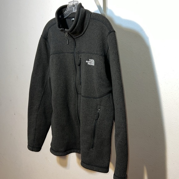 The North Face Men’s charcoal Grey Fleece Winter Zip Up Sweater Size XL - Picture 5 of 16